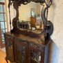 Antique / Vintage Ornate Mahogany Sideboard Display Cabinet with Mirror Back Image 4