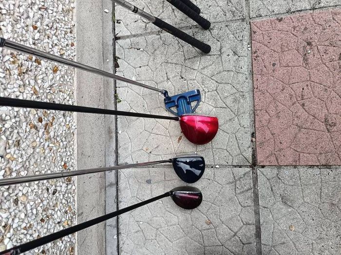 golf clubs