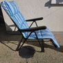padded lounger chair Image 2