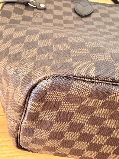 Louis Vuitton Neverfull Damier Ebene MM