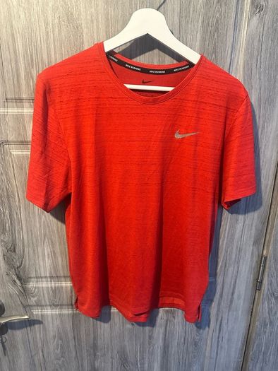 Nike Top - Small