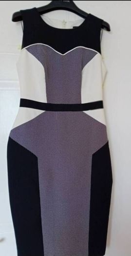 Sleeveless Formal Dress