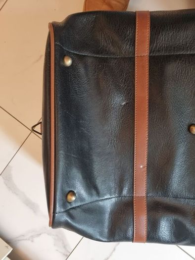 "i Santi" Italian leather travel bag