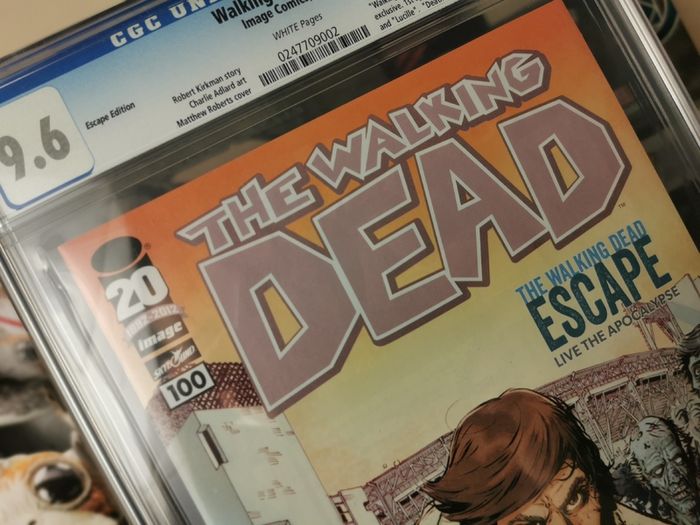 Walking Dead #100 ! CGC Graded ! 9.6 Near Mint + ! Current Value is 432 Dollars ! SDCC 2012 Exclusive Escape Variant Cover ! 1st Appearance of Negan ! Death of Glenn ! by Image Comics !