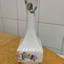 Aynsley Pembroke Pattern Square Sided Bud Vase in excellent condition Image 4