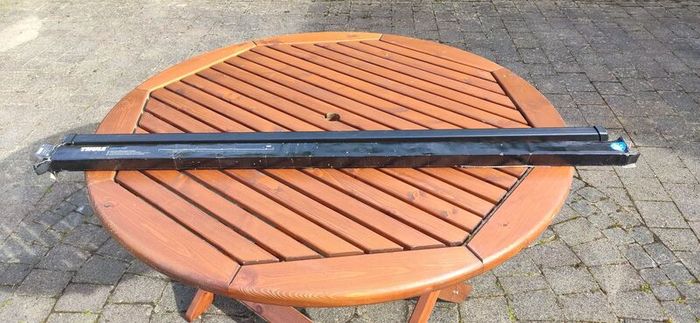 Thule roof bars, feet and fitting kit