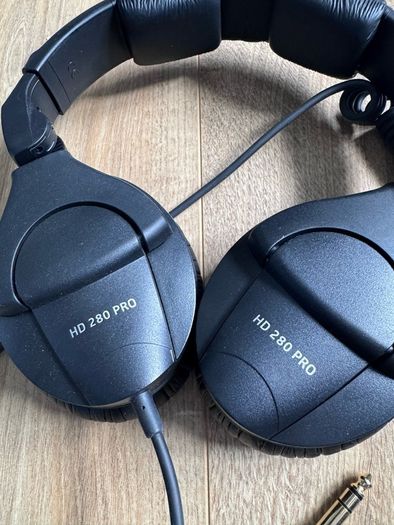 Sennheiser HD 280 Pro Professional Studio Headphones