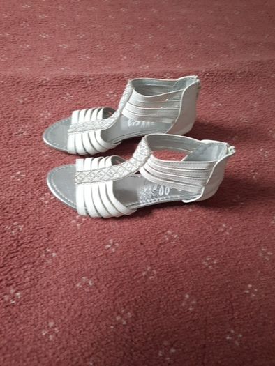 Girls Sandals