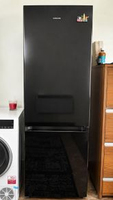 Samsung RB34C600EBN/EU Fridge Freezer - Like New - Purchased Dec 2025
