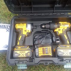 DeWalt 18v 4Ah Impact and Drill (Barely Used)