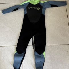 Kids O'Neills Warm Wetsuit Size 6