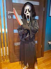 costume