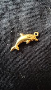 14k Gold dolphin necklace pendant