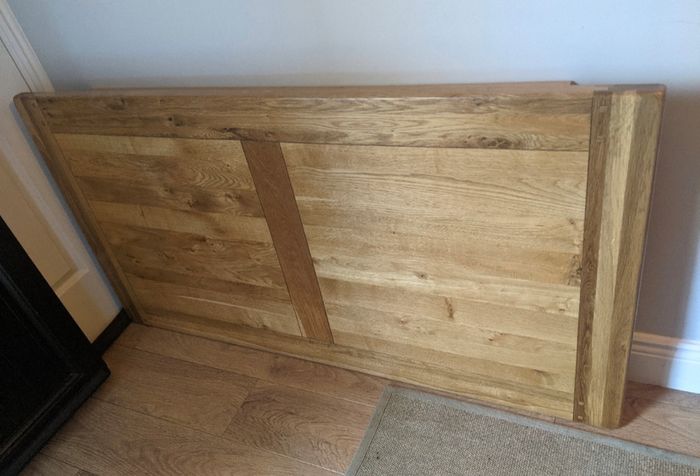 Solid Oak Dining Table & 4 Chairs