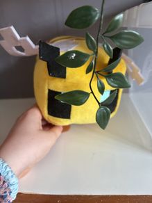 Minecraft bee Teddy