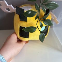 Minecraft bee Teddy