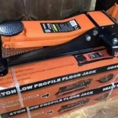 Brand New 4 Ton Low Profile Floor Jack