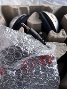 Philips SBC HC8445 Wireless Headphones New and Boxed