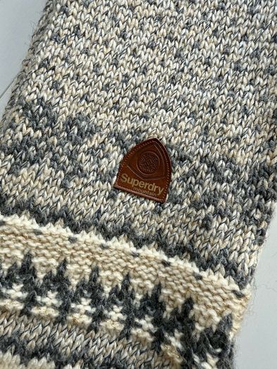 Superdry scarf, new, no tags
