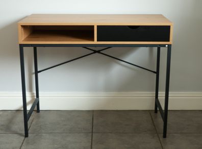 Oak desk with 1 drawer and 1 shelf | black steel legs | Brand New