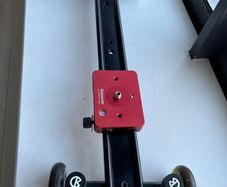 Camera rail with adjustable wheels from Kamerar