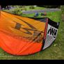 Liquid Force Kitesurf 3 Kites (10m, 8m, 6m) + 2 Control Bars Image 5