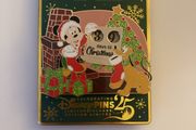 Christmas Countdown Disney pin