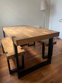 Dining table with 2 matching benches