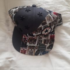 Caps and snapbacks