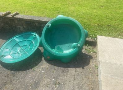 kids sand pit/ small pool
