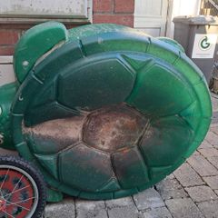 TURTLE sand pit