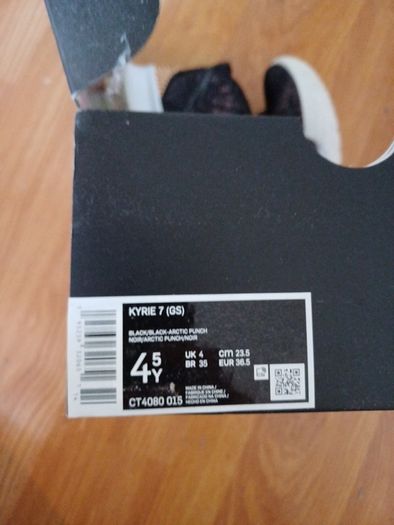 Size 4 kyrie 7 basketball runners