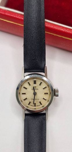 OMEGA Vintage wristwatch