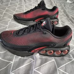 Nike Air Max DN Essential