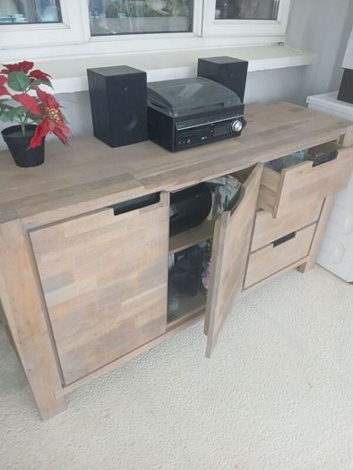 Large storage unit
