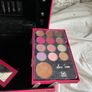 Beauty eyeshadow box Image 3