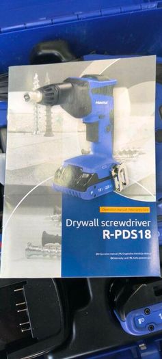 Rawlplug drywall screw gun 3 batteries
