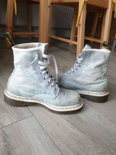 Dr Martens boots size uk 4 ( EU 37)
