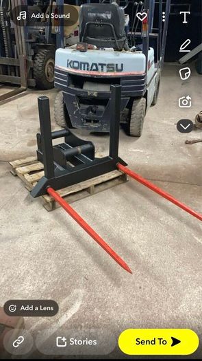 Silage wheel pushers