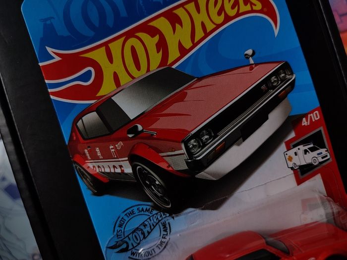 Nissan Skyline 2000 GT-R ! Police ! from HW Rescue Series ! Hot Wheels ! Mattel !