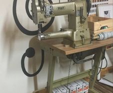 Pfaff 335 Nose Arm Industrial Walking Foot Sewing Machine