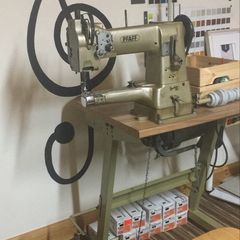 Pfaff 335 Nose Arm Industrial Walking Foot Sewing Machine