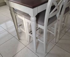 Kitchen Table and Chairs x4