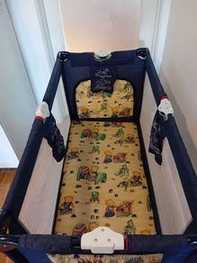 travel cot