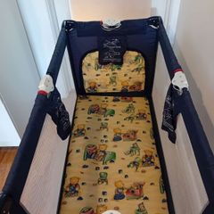 travel cot