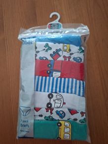 BNWT 7Pk Briefs Age 9-10