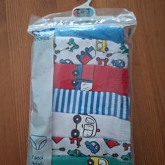 BNWT 7Pk Briefs Age 9-10