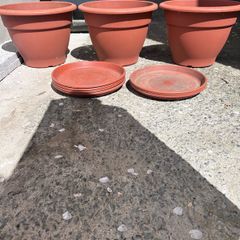 pots