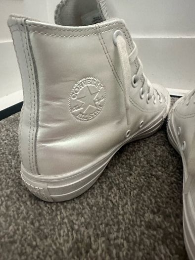 Pearlized Converse Boots