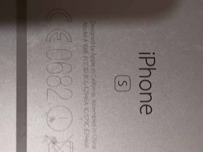 Apple Iphone 6s, 64GB, Battery Life 100%, activation Locked, excellent cosmetic condition